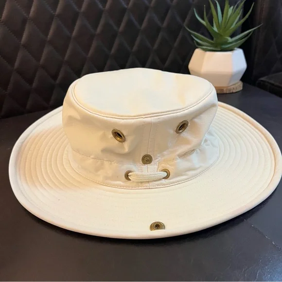 TILLEY HAT - Picture 6 of 7